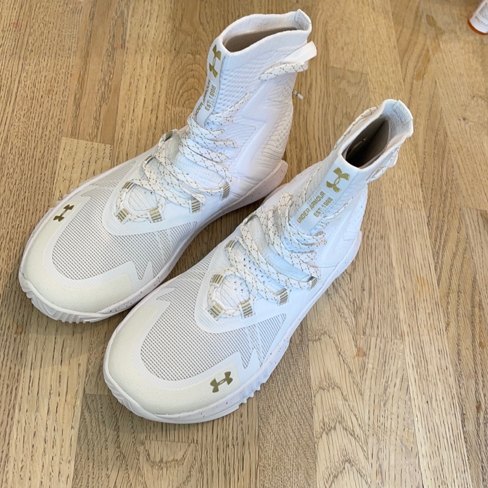 Under Armour Highlight Ace 2.0 Volleyball Shoes